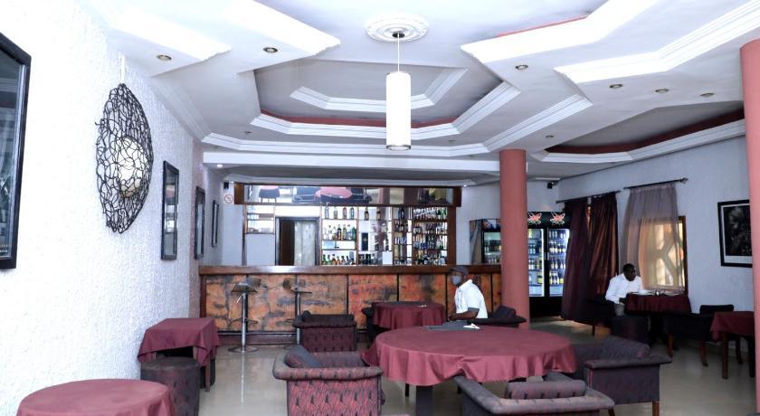 Park Hotel Лубумбаши Экстерьер фото